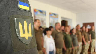 Порядок по закону. Хто має право затримувати і доставляти чоловіків в ТЦК фото