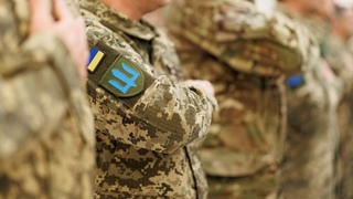 Электронное бронирование военнообязанных в Украине во время военного положения. Какой порядок и кто может воспользоваться фото